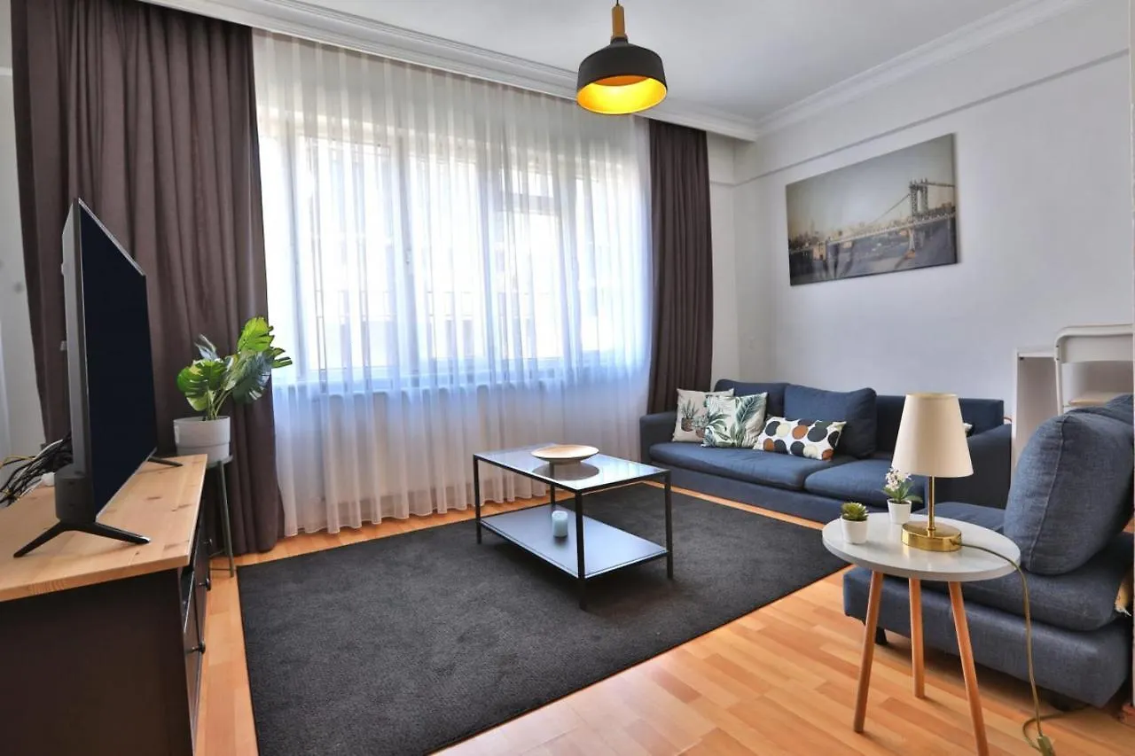 Stylish And Convenient Apartment In Sisli 이스탄불