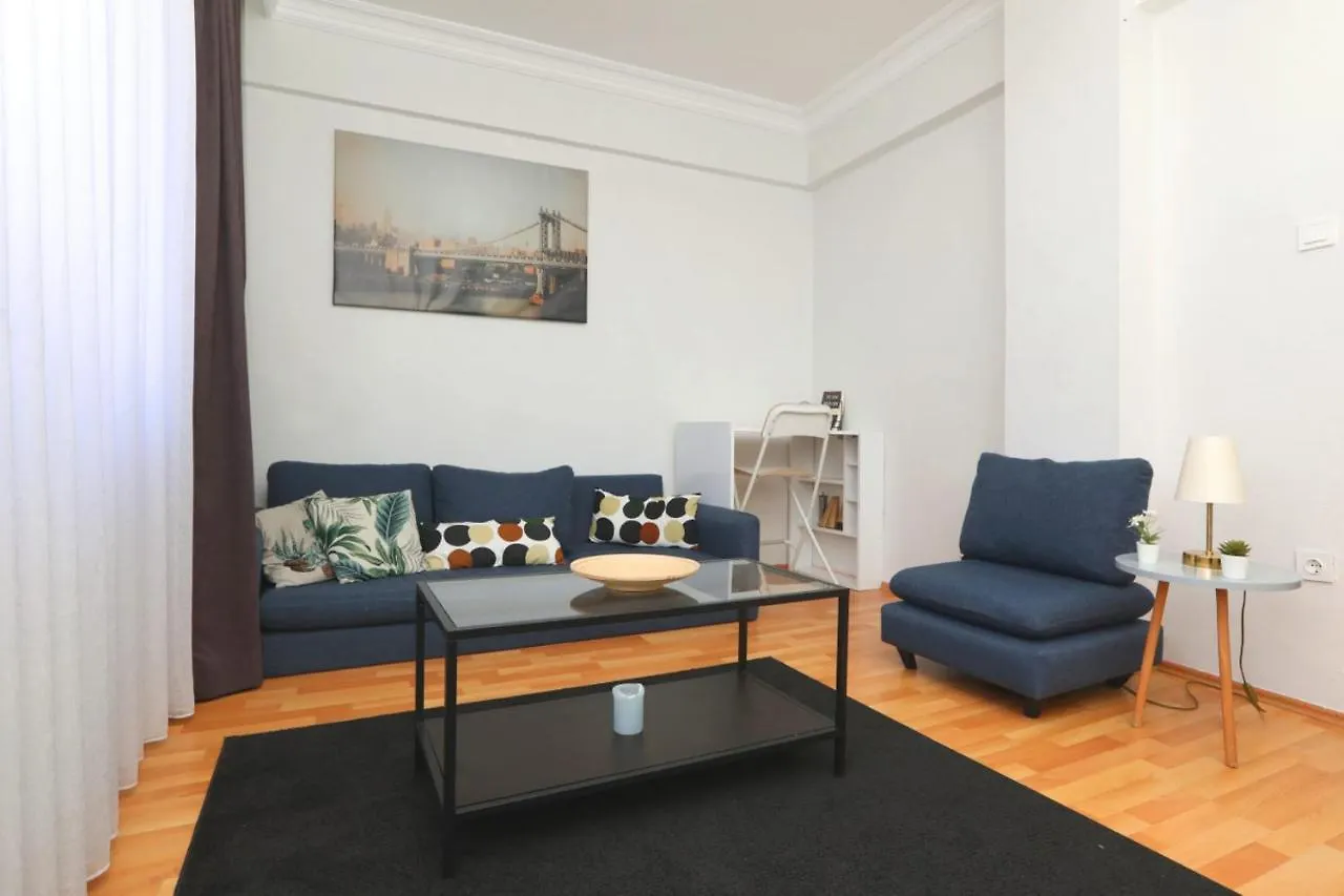 Stylish And Convenient Apartment In Sisli 이스탄불 터키