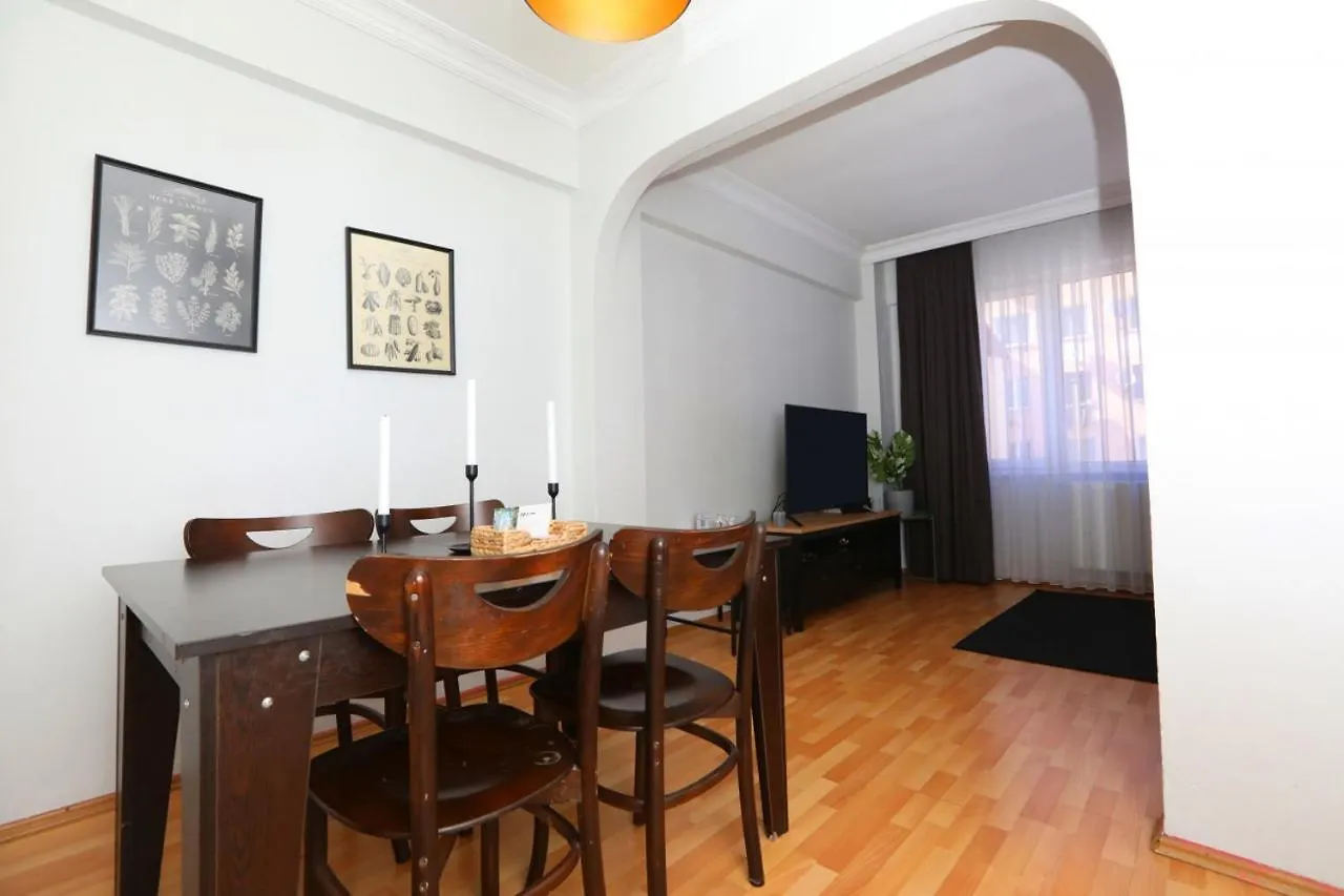 Stylish And Convenient Apartment In Sisli 이스탄불 0*,  터키